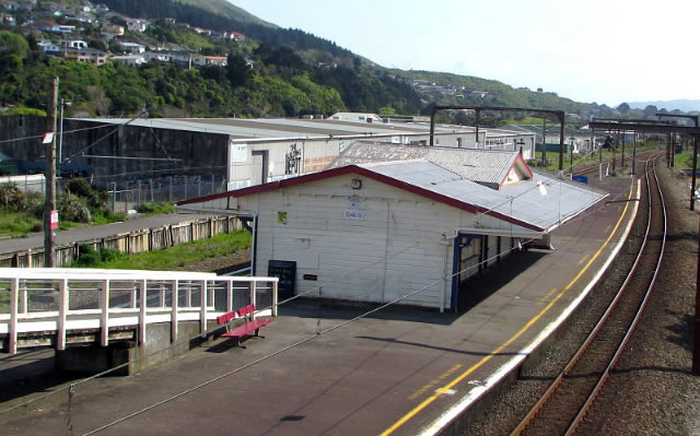 Tawa station where the signalbox is located