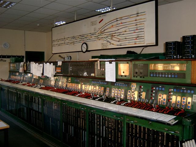 Liverpool Lime Street signal box in 2002