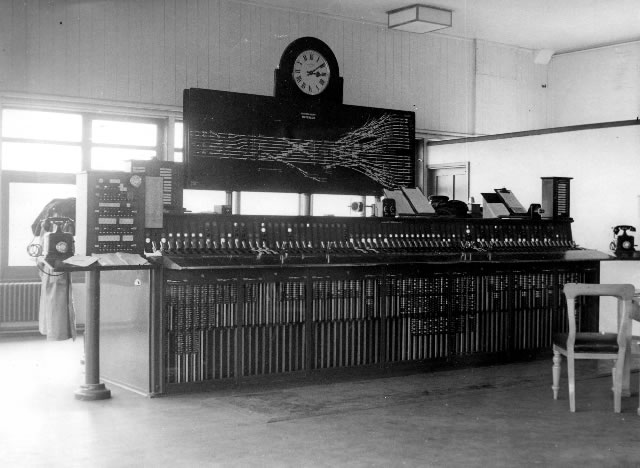 Waterloo signal box. An official opening publicity photograph dated 19th October 1936 showing lever frame 1. Vauhall side of the signal box