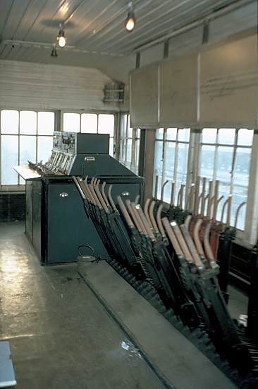 Leyton signal cabin