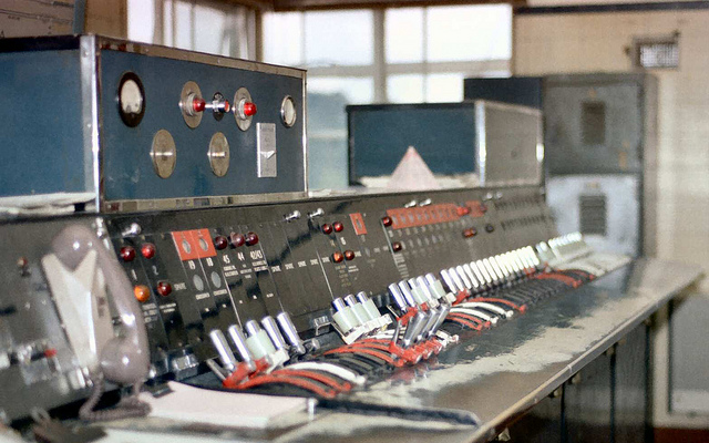 stanmore signal cabin lever frame