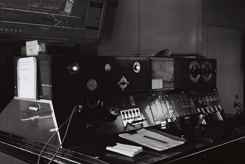 Tooting Broadway signal cabin on the Northern line