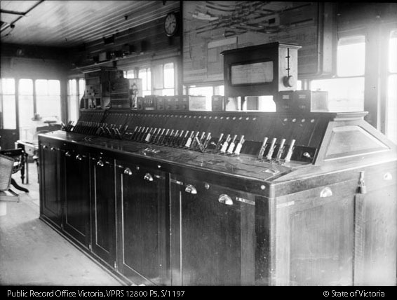 Fliders Street signal box 1