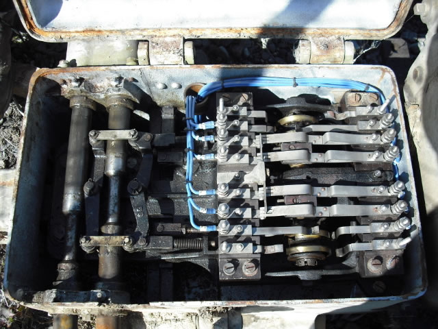 Westinghouse M5 style Point Machines detection compartment 1