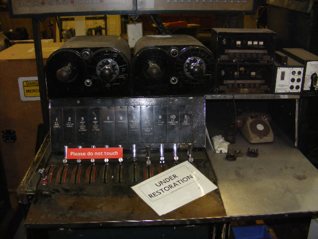 Marble Arch - Westinghosue miniature power N style lever frame 1